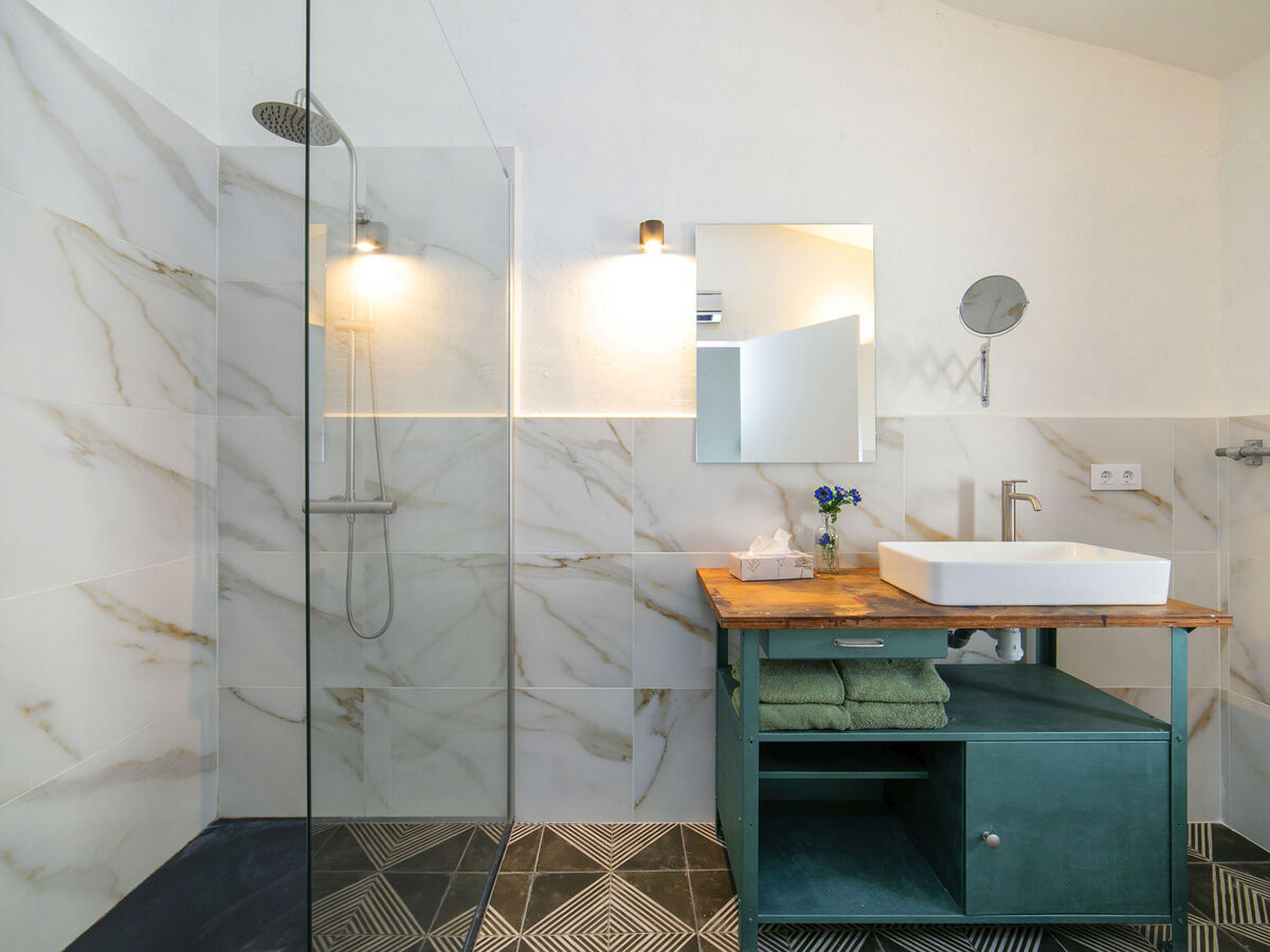 Maison Peral - 8 pers, piscine privée à Orba - Photo 19
