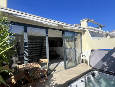 Villa climatisée avec jacuzzi et parking privé, près de la plage pour 2 personnes - Photo 1