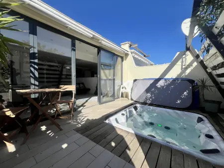 Villa climatisée avec jacuzzi et parking privé, près de la plage pour 2 personnes - Photo 5