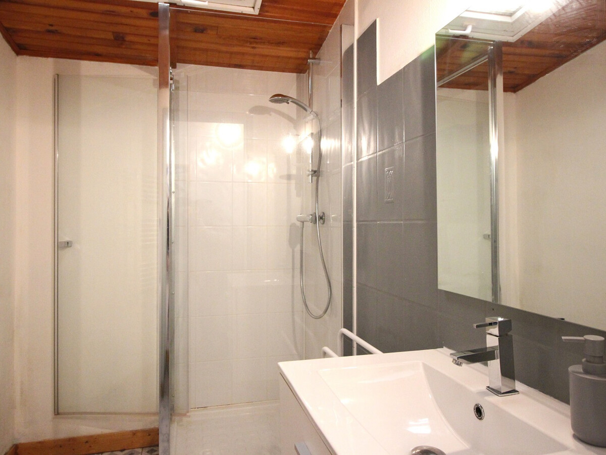 Appartement 10 couchages à 400m des thermes - Photo 10