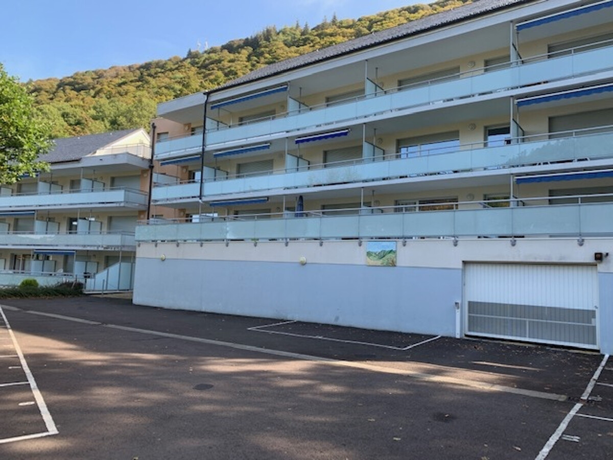F3 48m² terrasse et parking au Mont-Dore - Photo 11