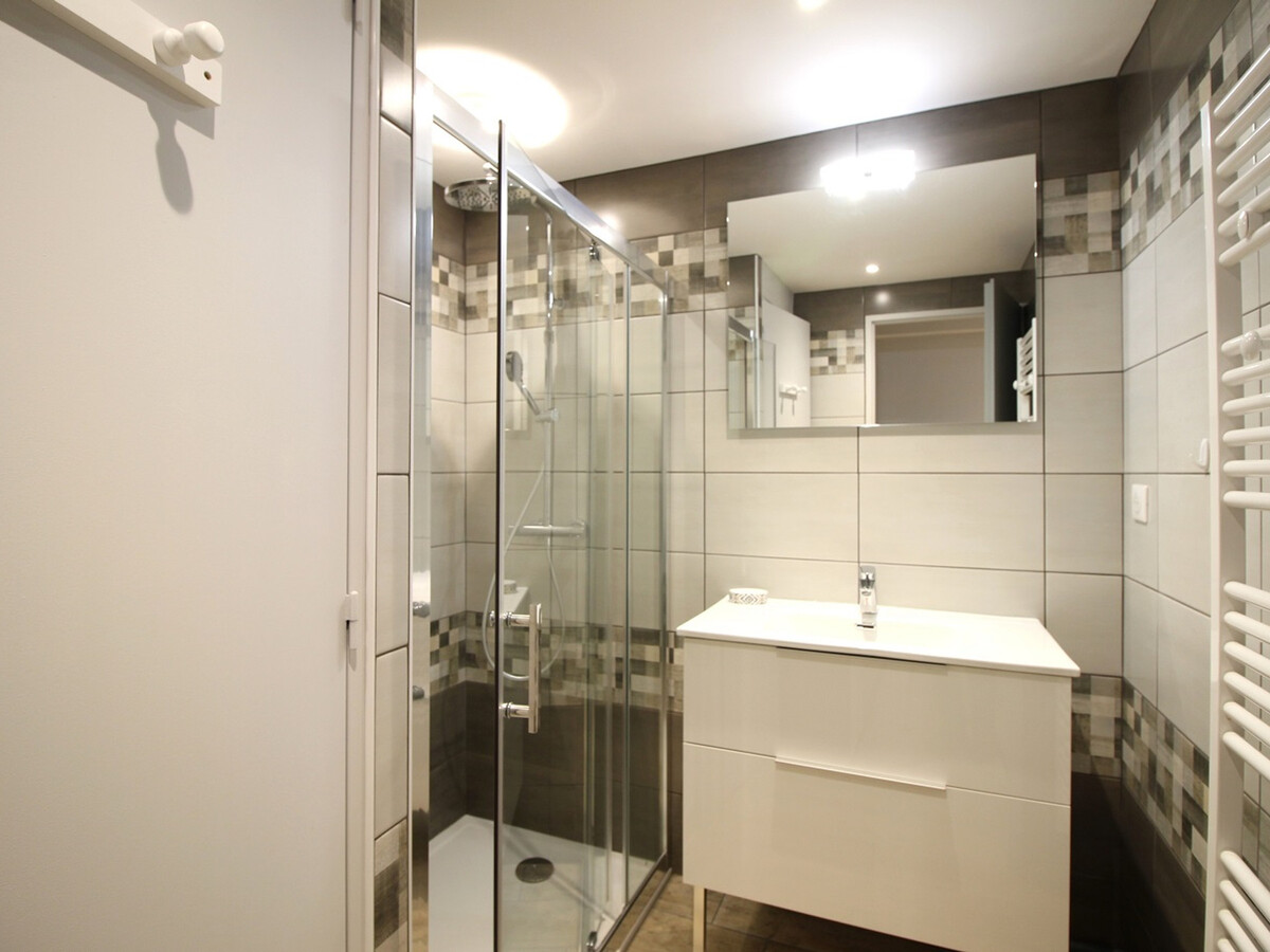 T2 50m² à 300m des thermes - Parking & wifi - Photo 6