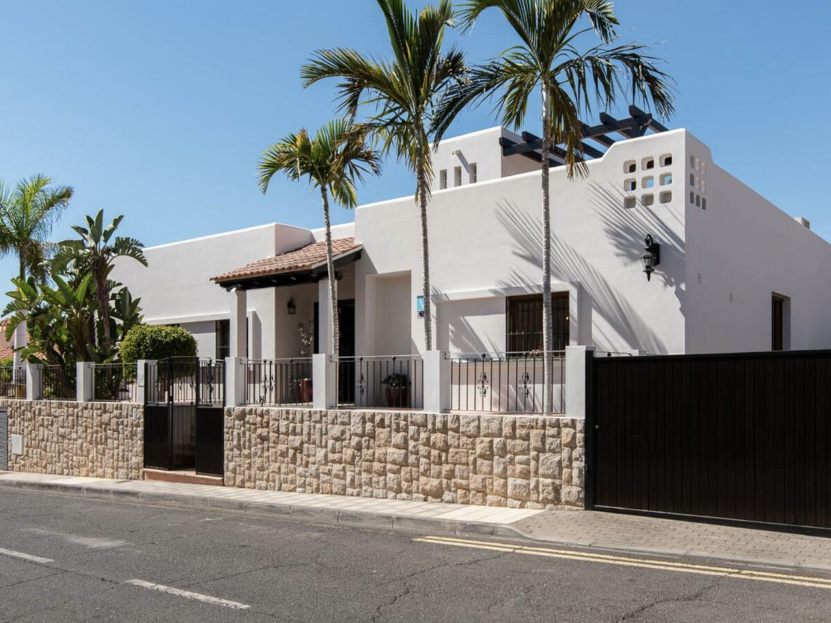 Villa 4 chambres Adeje avec piscine chauffée et vue golf - Photo 28
