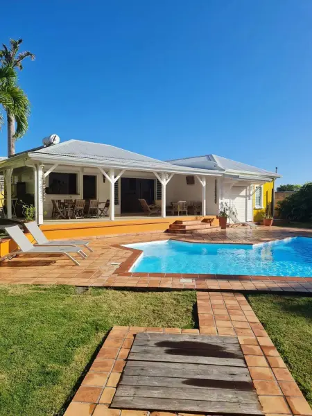 Location villa à Baie Mahault