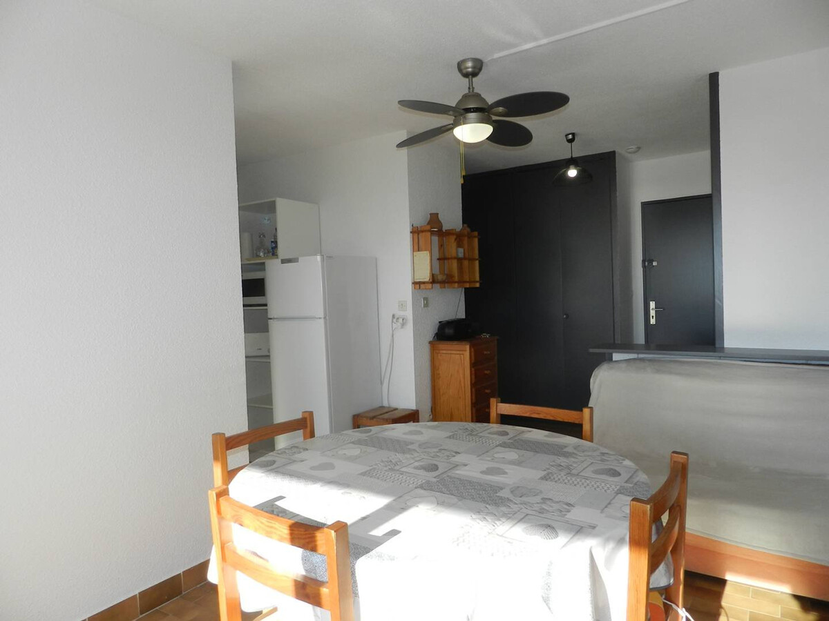 Appartement 2 pièces plage et piscine, vue mer sud à Bormes - Photo 12