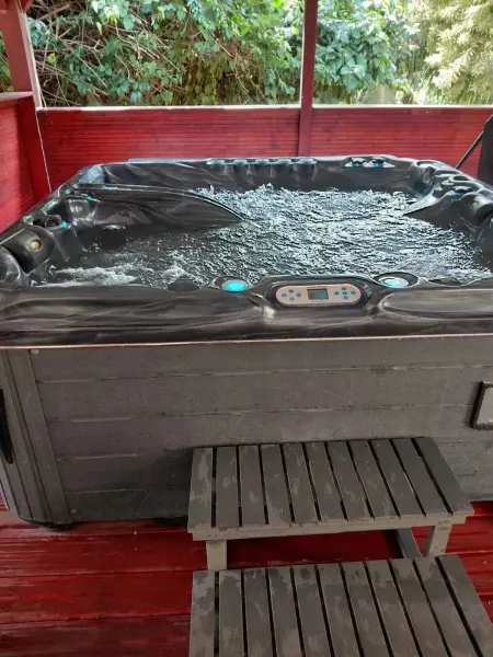 Appartement chaleureux à Sainte-Anne avec jacuzzi 45 m² - Photo 1