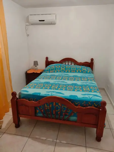 Appartement chaleureux à Sainte-Anne avec jacuzzi 45 m² - Photo 2