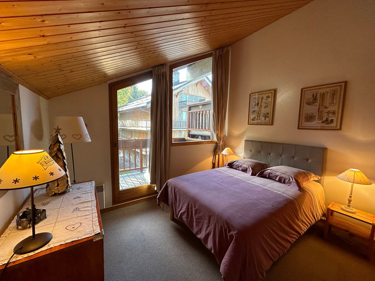 Duplex 64 m² avec poêle à bois et accès navette pistes - Photo 6
