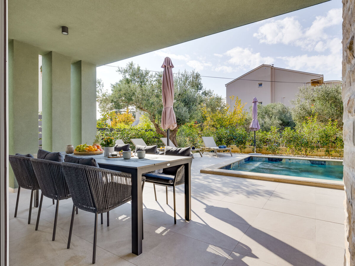 Maison Amala à Sukošan : piscine chauffée à 100 m de la mer - Photo 7