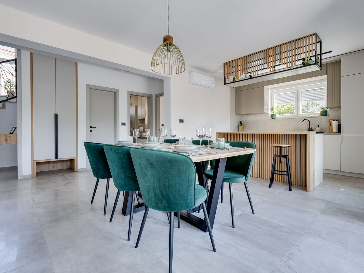 Maison Amala à Sukošan : piscine chauffée à 100 m de la mer - Photo 11