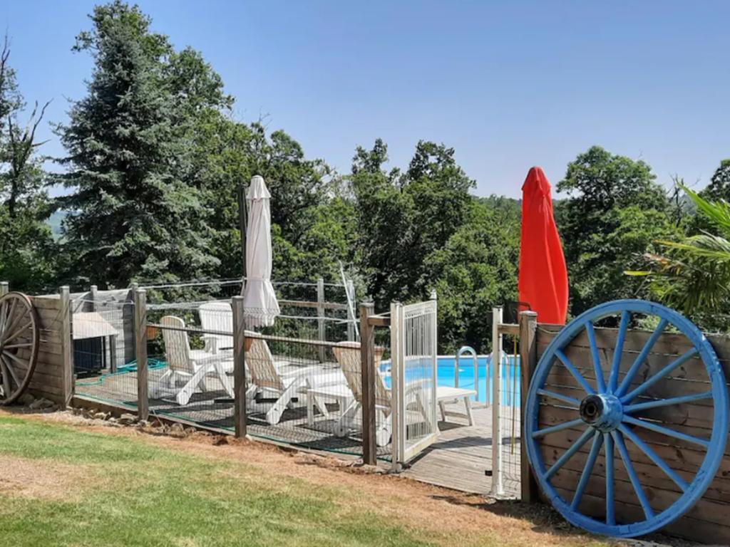 Maison avec piscine privée chauffée aux Salles-Lavauguyon - Photo 6