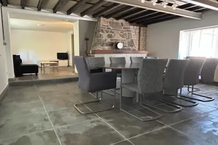 L'Écureuil Blanc – Maison 9 pers. sur 8 hectares : photo 2