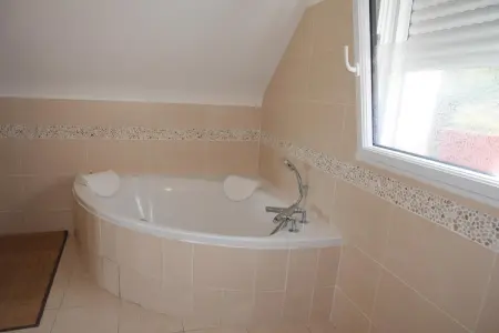 Maison 8 pers. à Tréboul, 350 m de la plage : photo 20