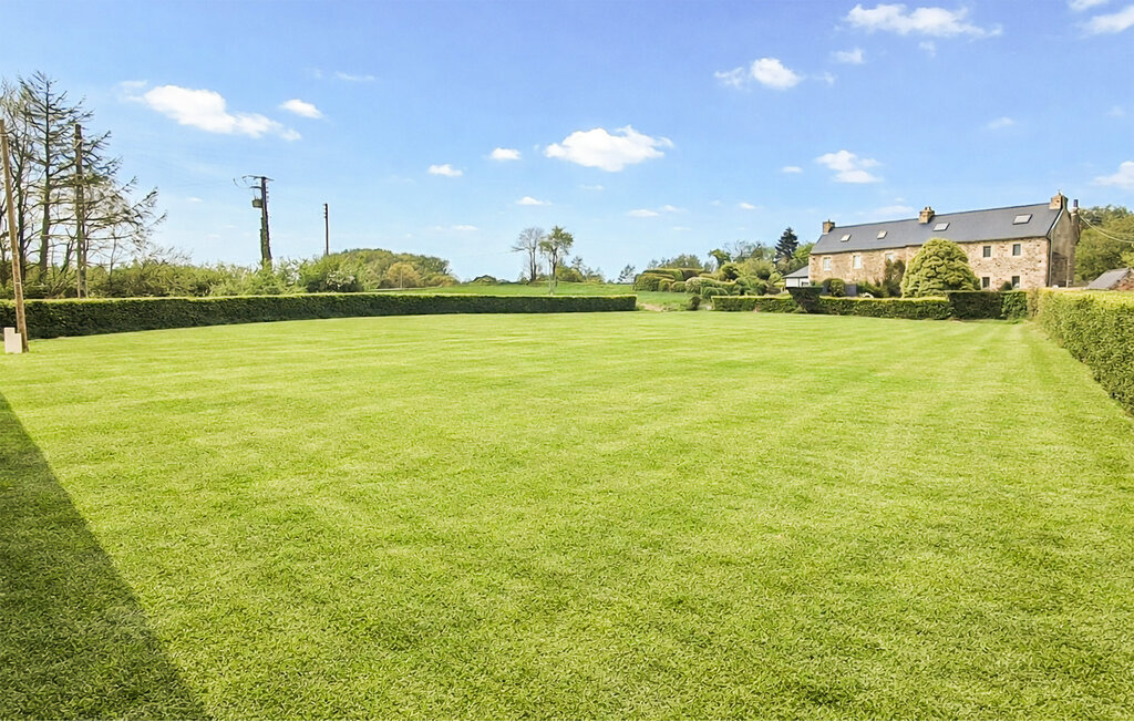 Maison de campagne rénovée avec grand jardin à Rospez - Photo 13