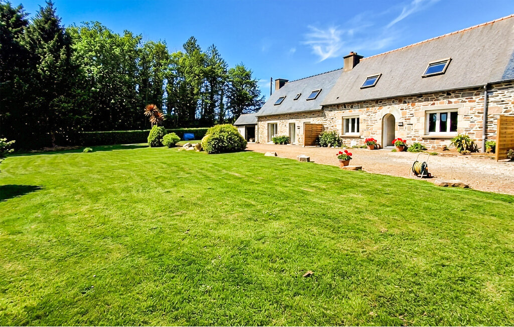 Maison rénovée 4 personnes à Rospez, jardin partagé - Photo 10