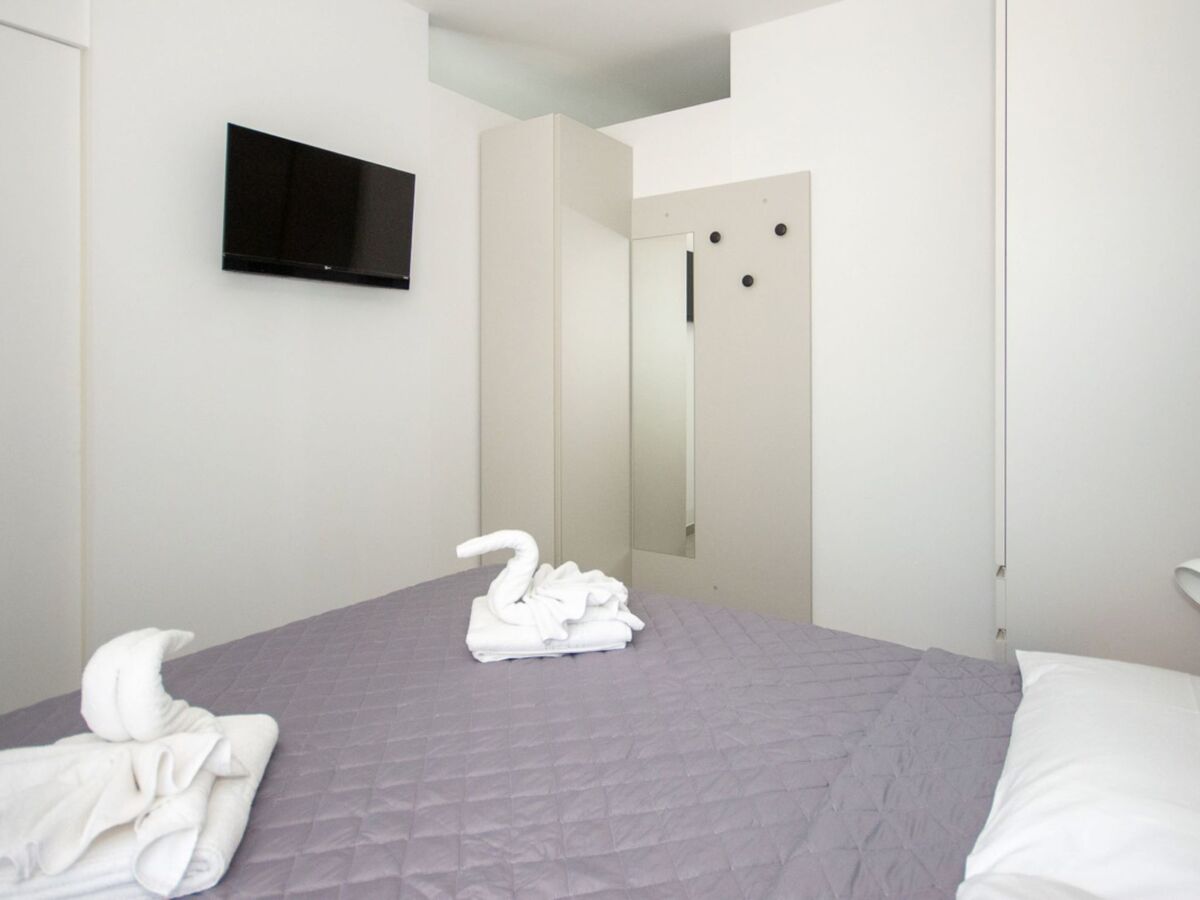 Studio One Life Suites à Bibione, 450 m de la plage - Photo 12
