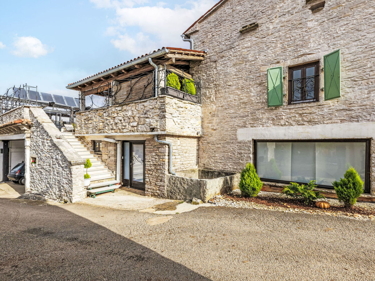 Golden Roots, maison 3 étages avec piscine privée - Photo 5