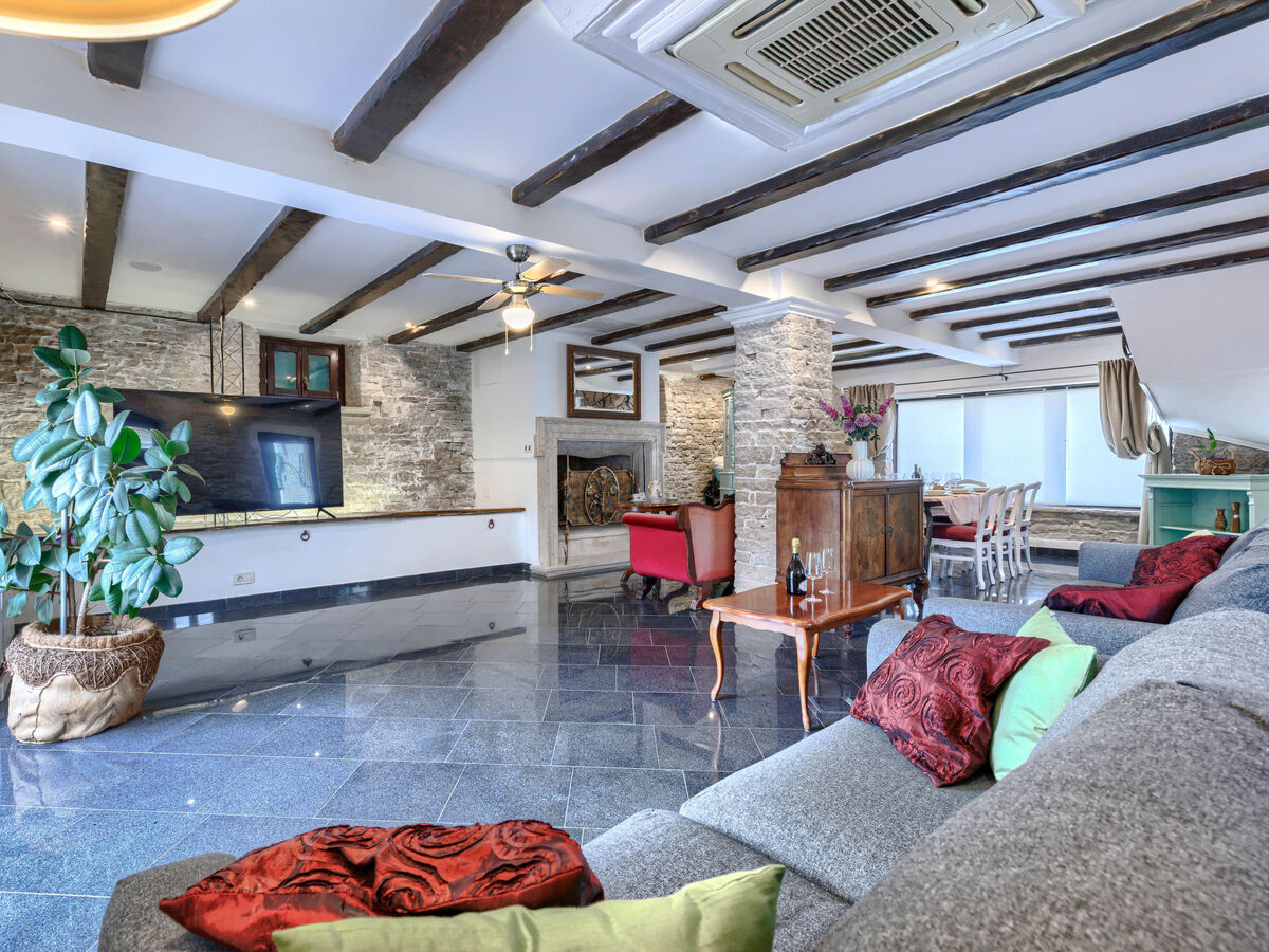 Golden Roots, maison 3 étages avec piscine privée - Photo 6