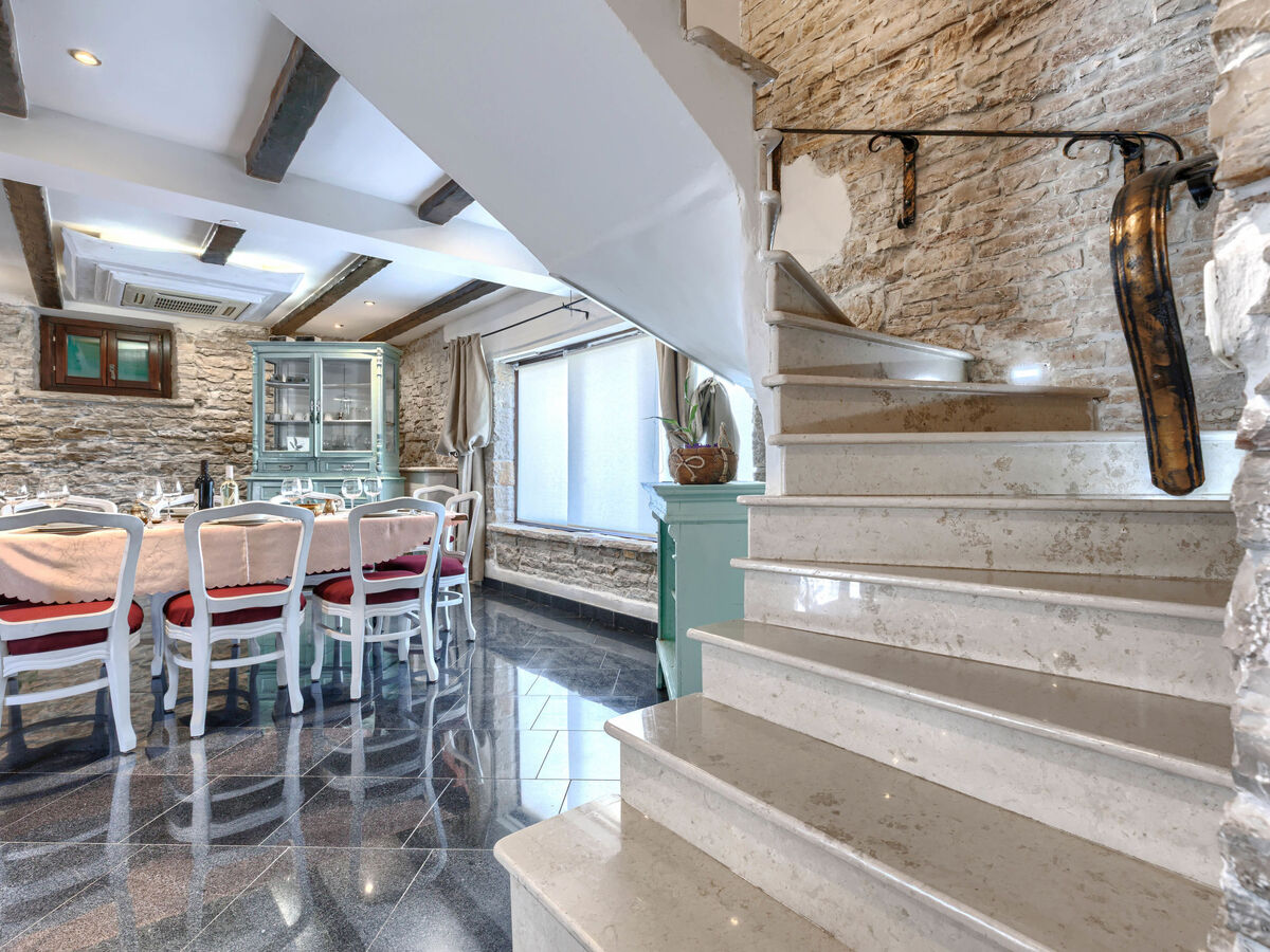 Golden Roots, maison 3 étages avec piscine privée - Photo 16