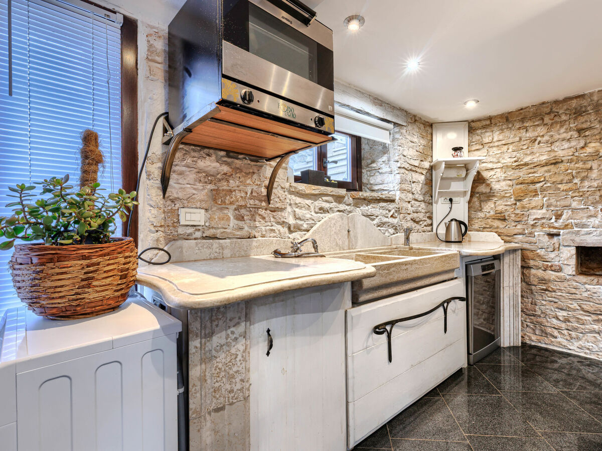 Golden Roots, maison 3 étages avec piscine privée - Photo 25