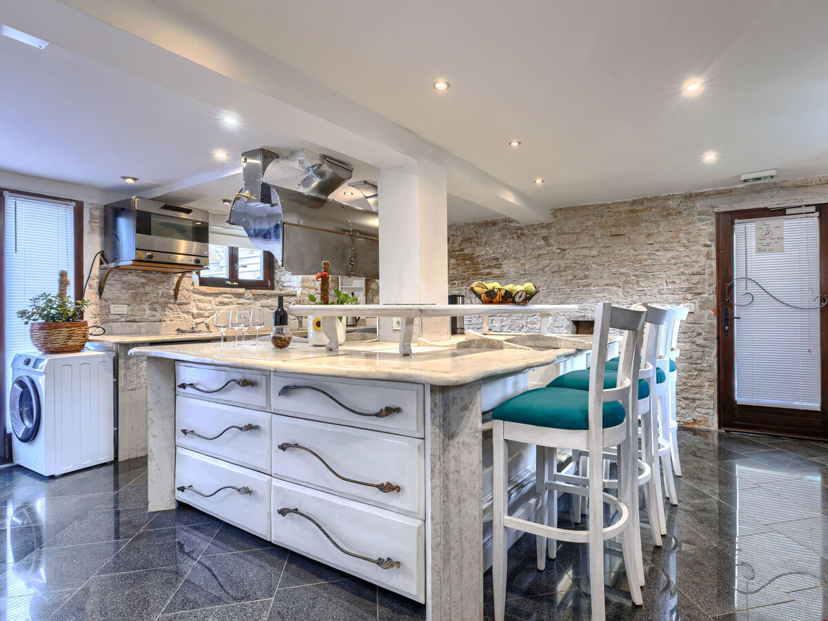 Golden Roots, maison 3 étages avec piscine privée - Photo 28