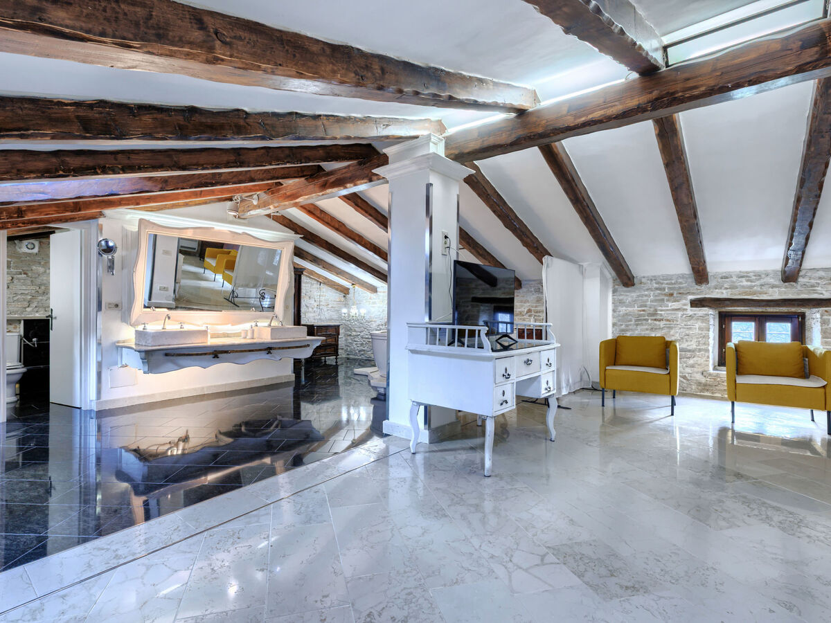 Golden Roots, maison 3 étages avec piscine privée - Photo 30