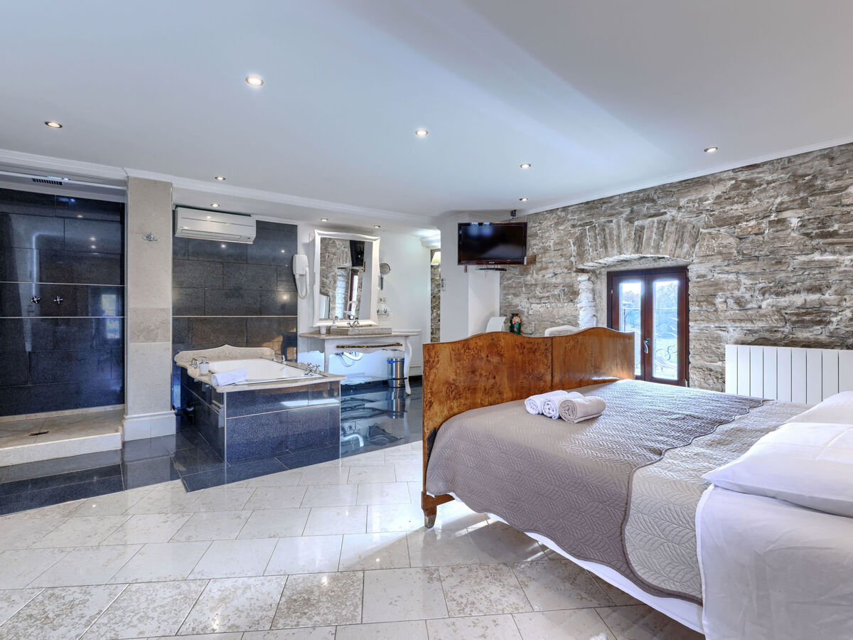 Golden Roots, maison 3 étages avec piscine privée - Photo 31