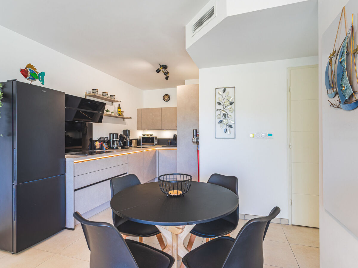 Appartement 4 étoiles au Lavandou, terrasse et jardin - Photo 12