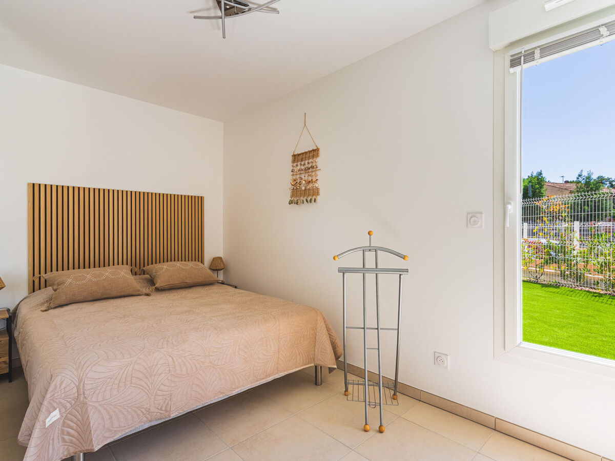 Appartement 4 étoiles au Lavandou, terrasse et jardin - Photo 16