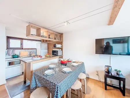 Appartement La Combe des Ours, 6 pers., vue montagnes : photo 8