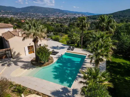 Villa Resedas, Villa 10 personnes à Bormes les Mimosas - Photo 1