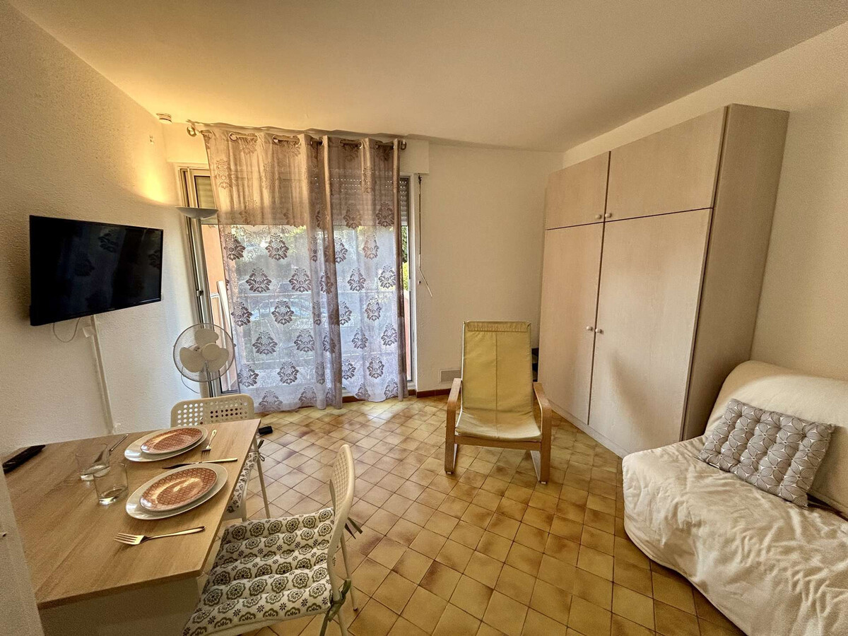 Studio avec balcon à 250m du centre - Cap d'Agde - Photo 4