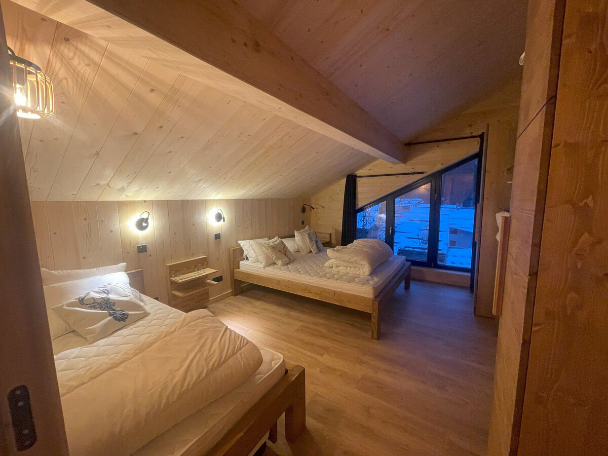 Chalet 12 pers. Nancroix : 5 chambres, 5 salles de bain - Photo 11