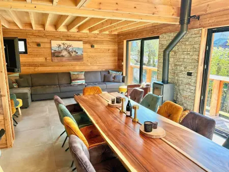 Location chalet à Peisey Vallandry, Chalet de standing 12 personnes à Nancroix, avec WIFI et parking privé