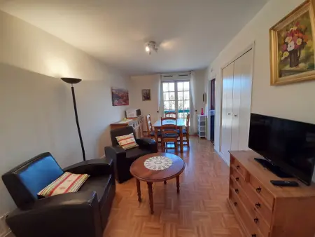 Location appartement à La Roche Posay, Appartement lumineux T2 avec Wi-Fi et lave-linge, centre La Roche-Posay