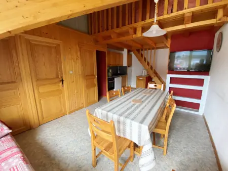 Location appartement à Morillon 1100, Duplex 4 pièces pour 8 personnes au pied des pistes à Morillon