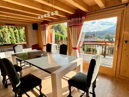 Chalet 5 chambres Jacuzzi aux Carroz d'Arâches : photo 3
