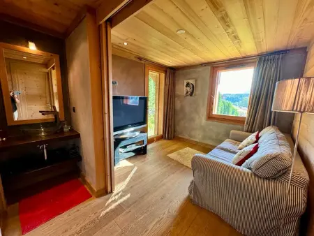 Chalet 5 chambres Jacuzzi aux Carroz d'Arâches : photo 10