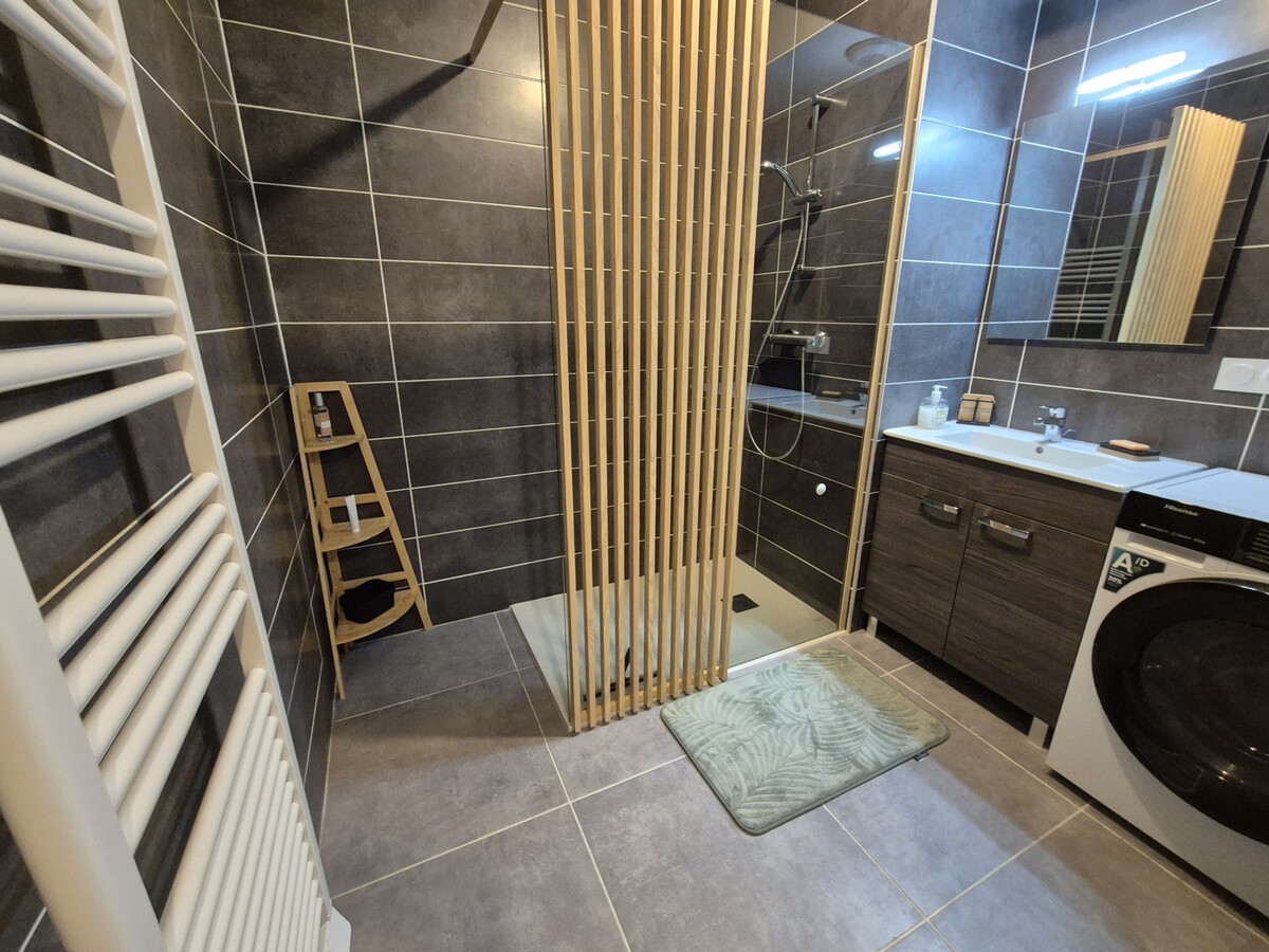 Appartement 2 chambres rez-de-jardin avec parking, Les Carroz - Photo 12