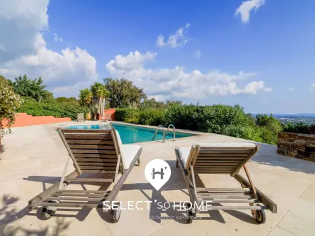 Villa paisible avec piscine et vue mer à Bormes - Photo 1
