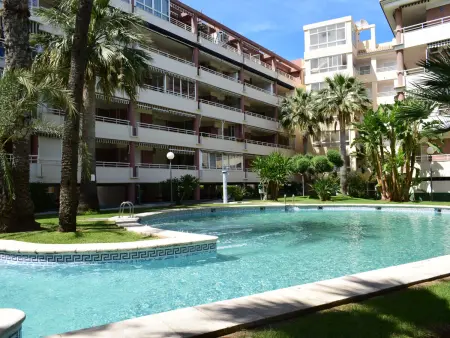 Location appartement à Denia, Charmant appartement à Denia avec piscine commune, proche plage et commodités