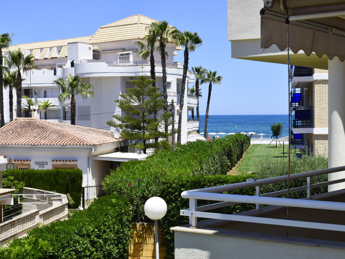 Appartement 2 chambres avec terrasse et piscine à Denia - Photo 1