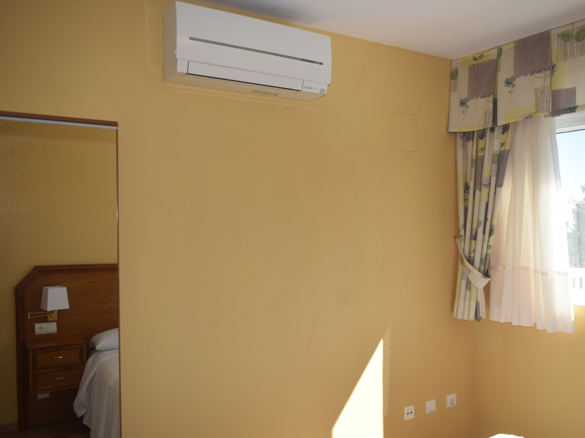 Appartement 68 m² Denia, 2 chambres, piscine et parking - Photo 19