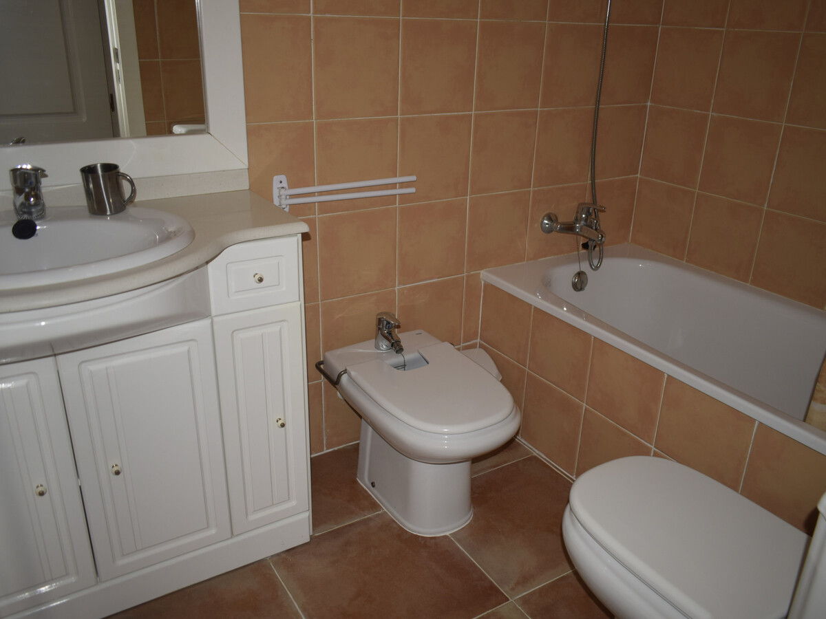 Appartement 68 m² Denia, 2 chambres, piscine et parking - Photo 20