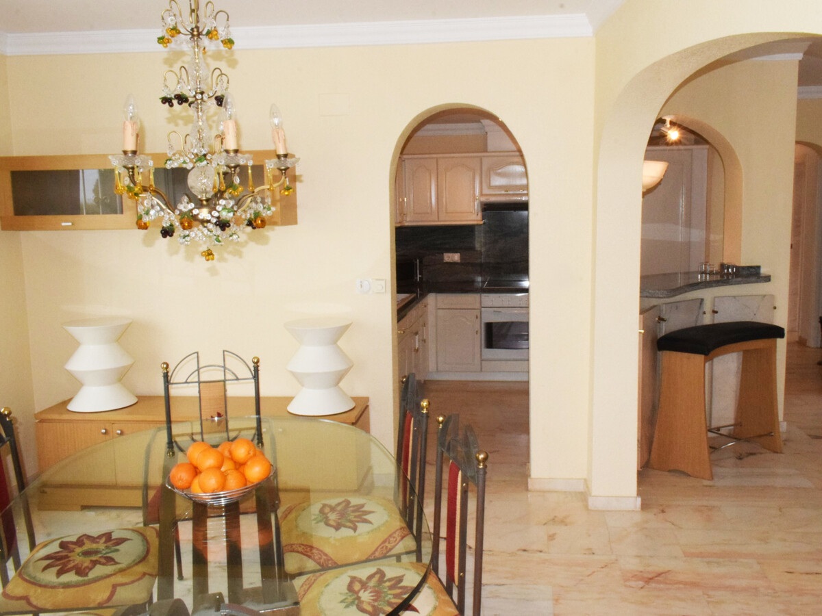 Villa 117 m² avec piscine privée à Oliva Nova Golf - Photo 9