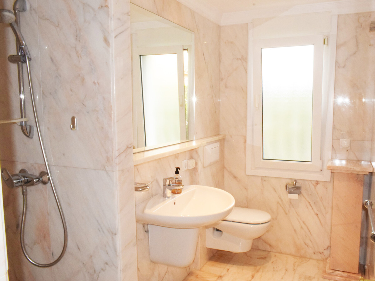 Villa 117 m² avec piscine privée à Oliva Nova Golf - Photo 20