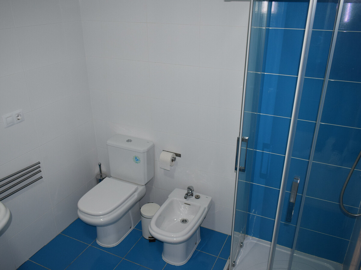 Appartement 74 m² avec jardin et piscine, plage 1 km - Photo 17