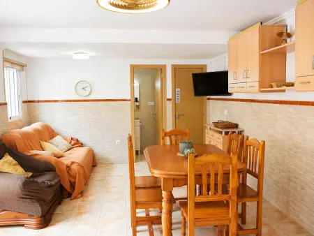 Charmante maison à 50m de la plage pour 6 personnes avec climatisation et parking privé - Photo 3