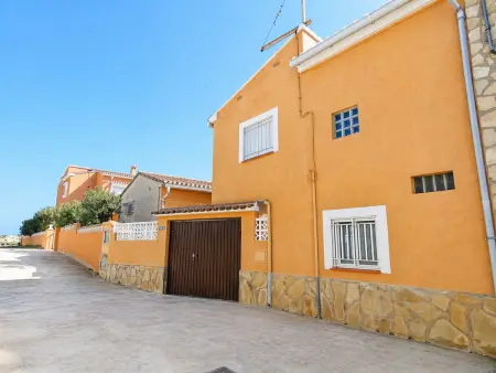 Charmante maison à 50m de la plage pour 6 personnes avec climatisation et parking privé - Photo 25