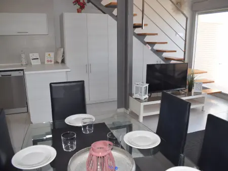 Appartement 65m² vue mer à 10m de la plage Almadrava : photo 15